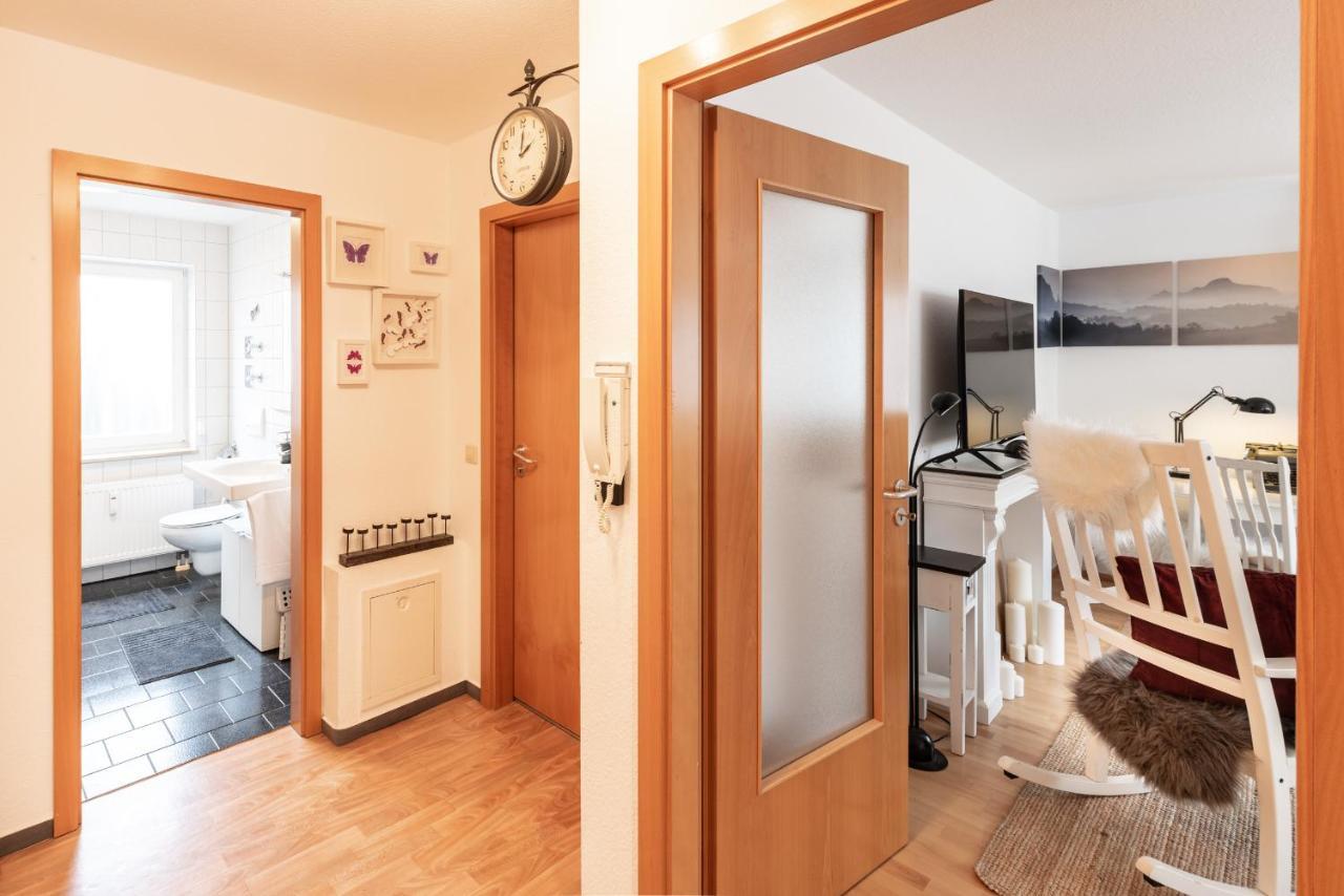 Appartement 1 Min To The Outlet * Netflix * Nespresso * Kitchen * à Metzingen  Extérieur photo